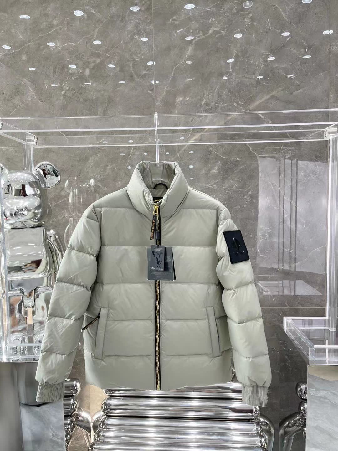 Moose Knuckles Down Jacket Moose Knuckles Down Jacket